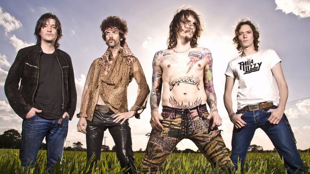 The Darkness sell out first ever Lowestoft gig and add second BBC News