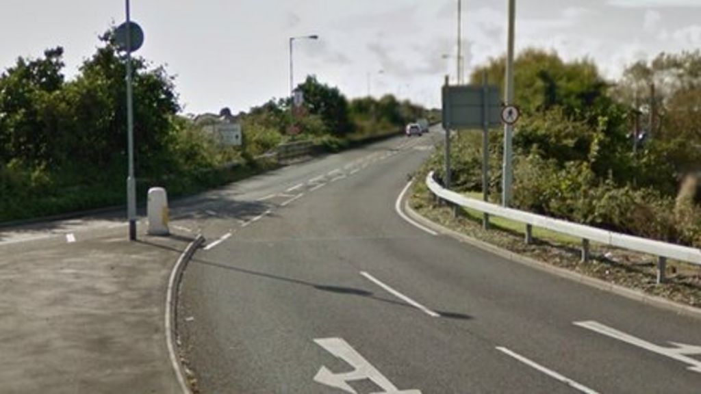 Blackpool man dies after headon crash with two cars BBC News