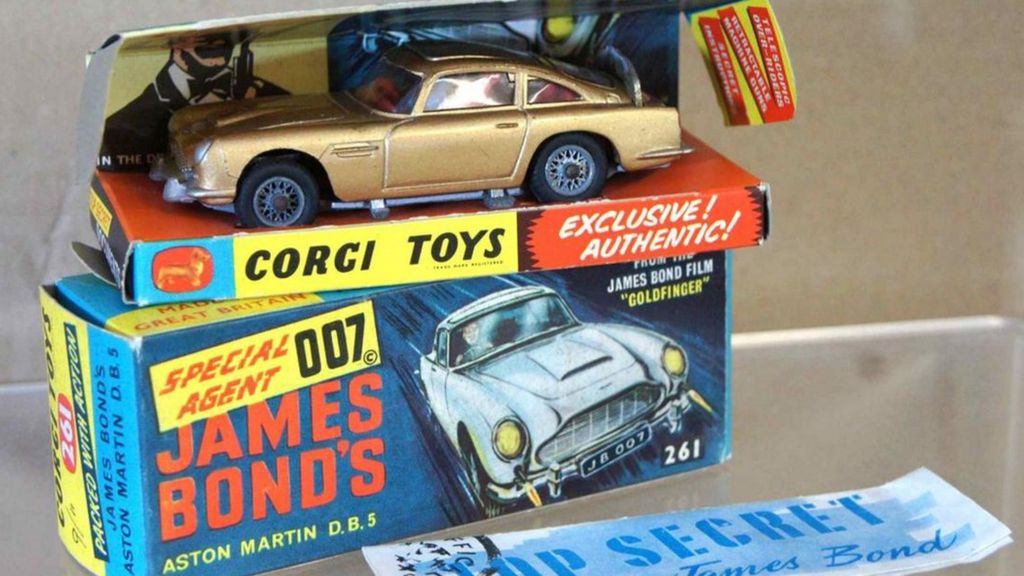 Kent Auction House Sells James Bond Corgi Cars Bbc News