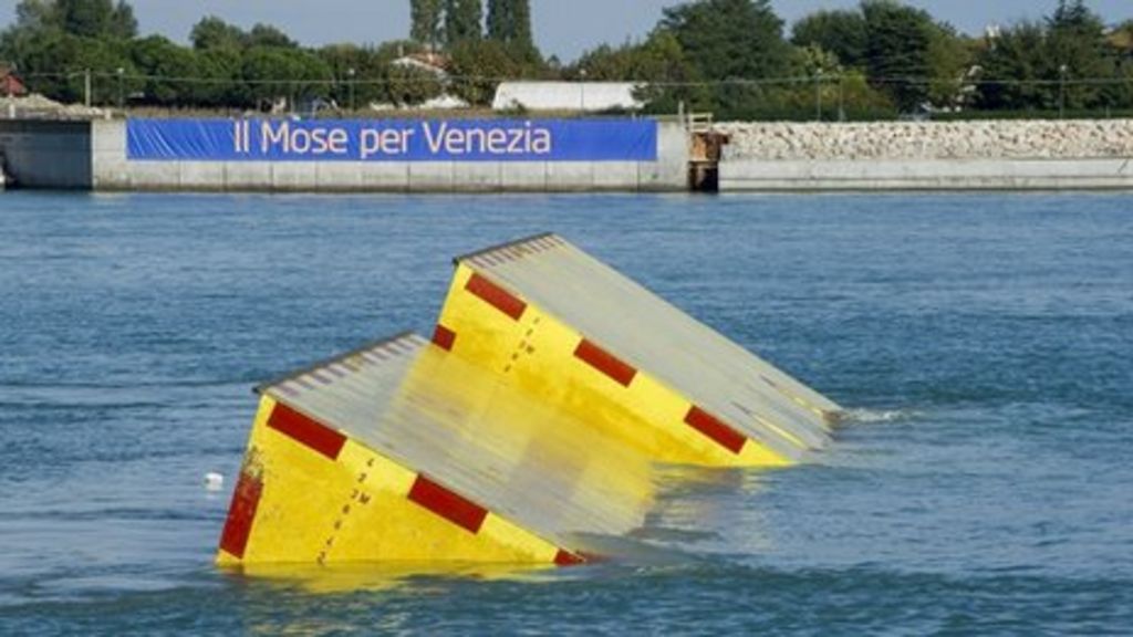 venice-flood-barriers-pass-first-test-bbc-news