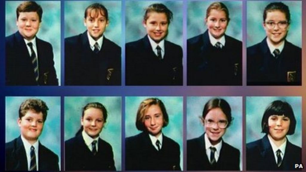 Fatal 1993 Hagley school bus crash safety changes 'not enough' - BBC News