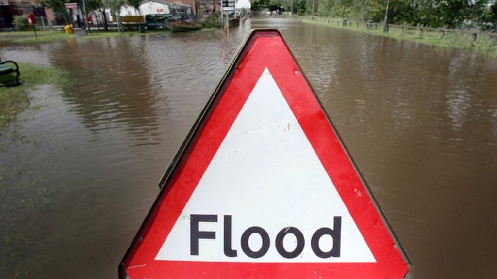 Ystradgynlais flood prevention scheme opened - BBC News