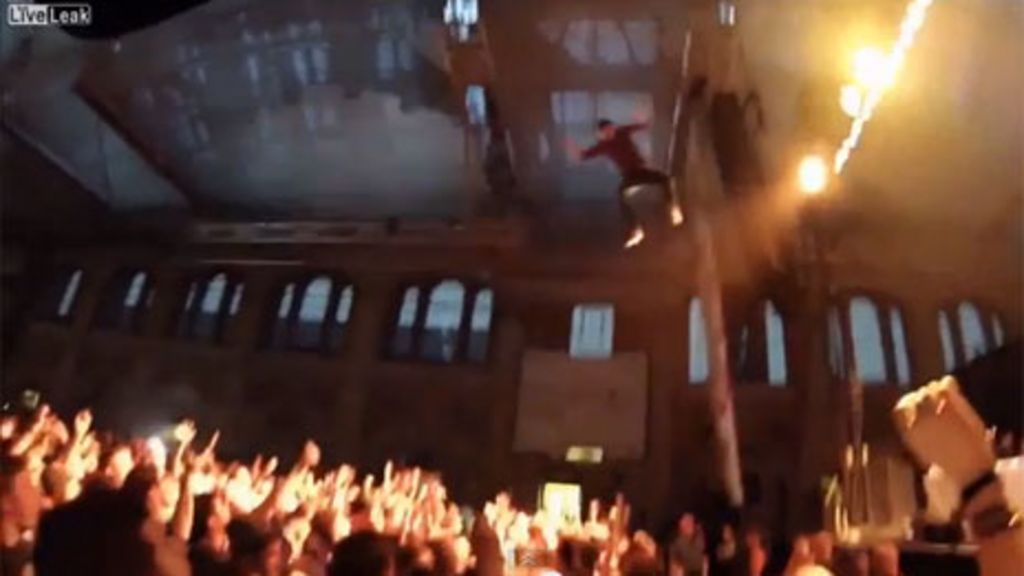 Rapper Apologises For Boneheaded Stage Dive Bbc News
