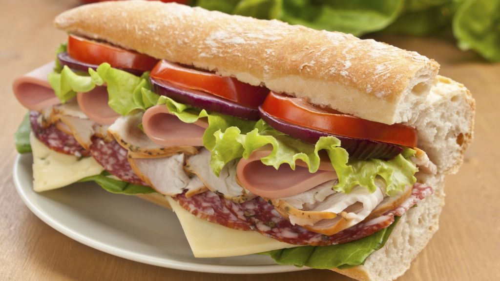 Why the French are turning to fast food BBC News