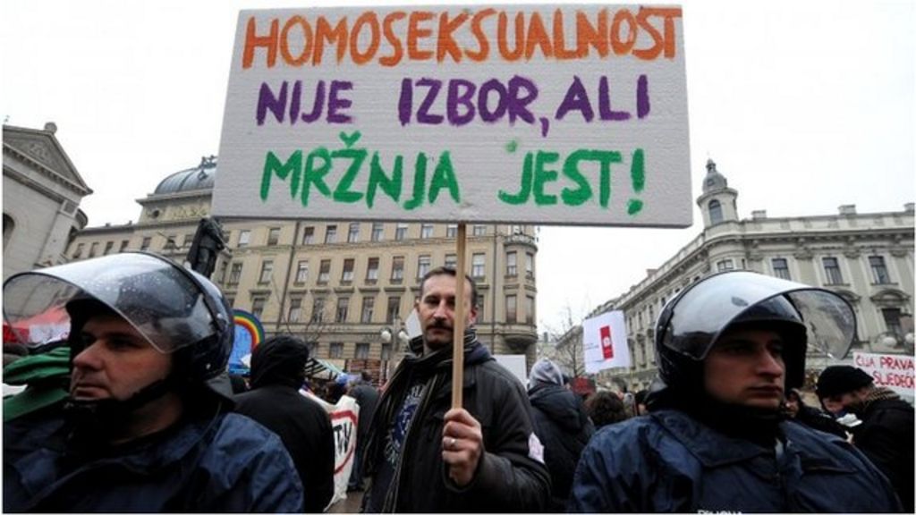 Croatia backs same-sex marriage ban