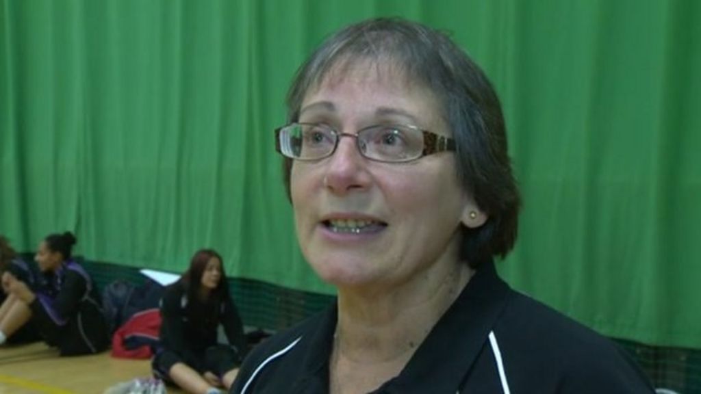 Hertfordshire Mavericks' Gloria Keech 'an unsung hero' - BBC News