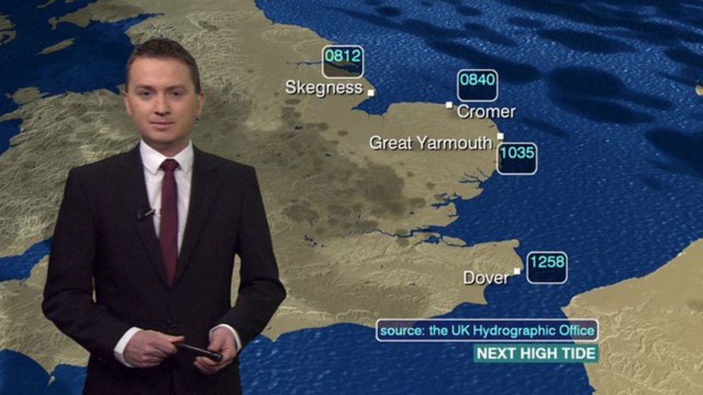 UK storm: BBC weather report - BBC News