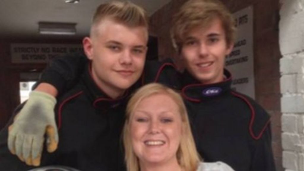 Freasley crash mother, son and cousin funeral held pic