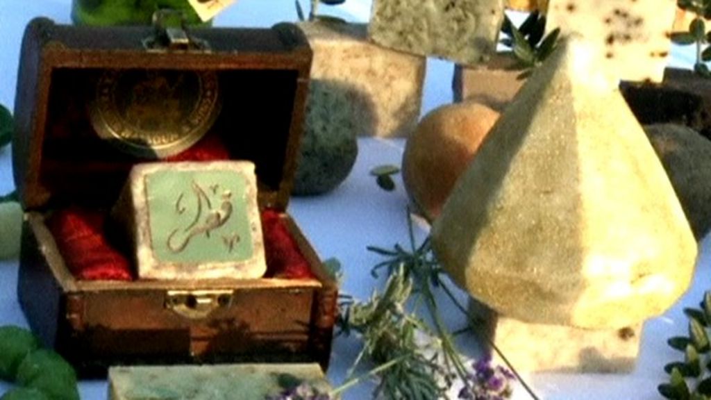 Gold and diamond infused soap is 'world's most expensive' BBC News