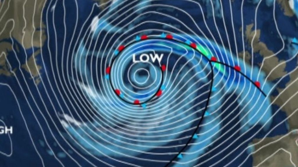 'Exceptional weather' with rain, wind and high tides to hit UK BBC News