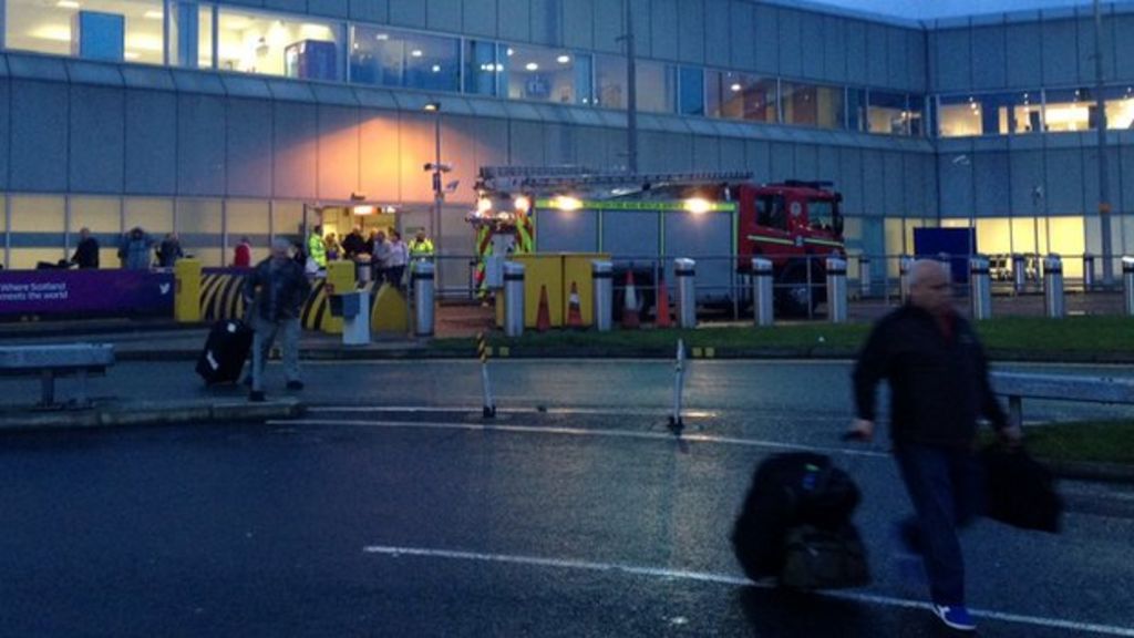 'No danger' over Edinburgh Airport alert baggage BBC News