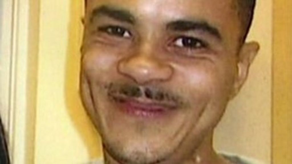 Mark Duggan Death: Armed Police To Wear Video Cameras - Bbc News