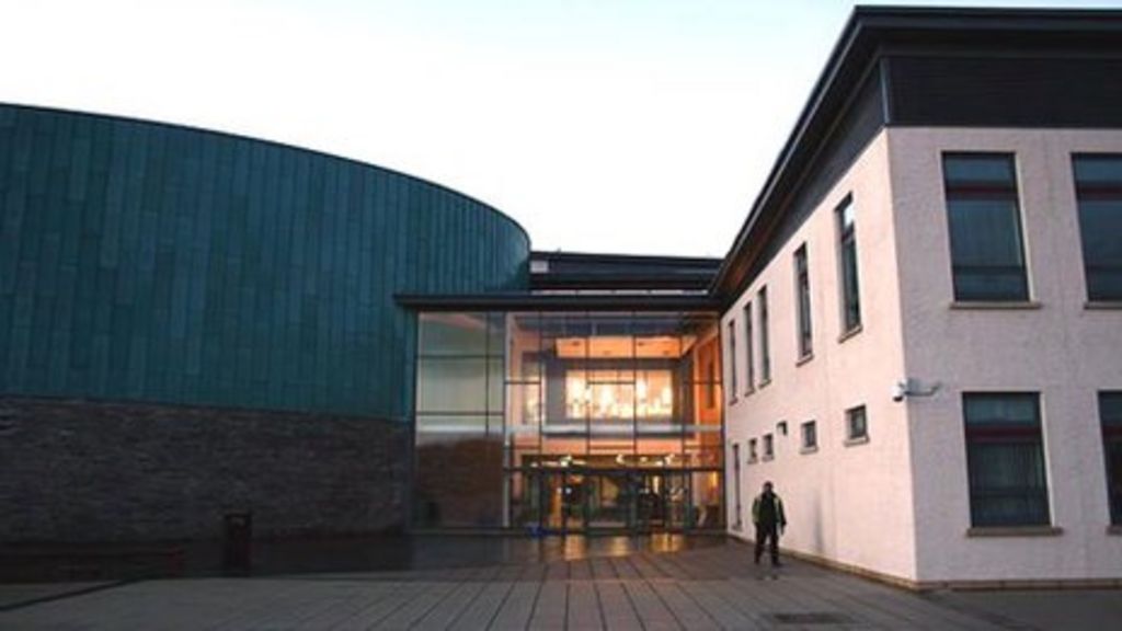 Pupils start at Orkney's new Kirkwall Grammar School BBC News