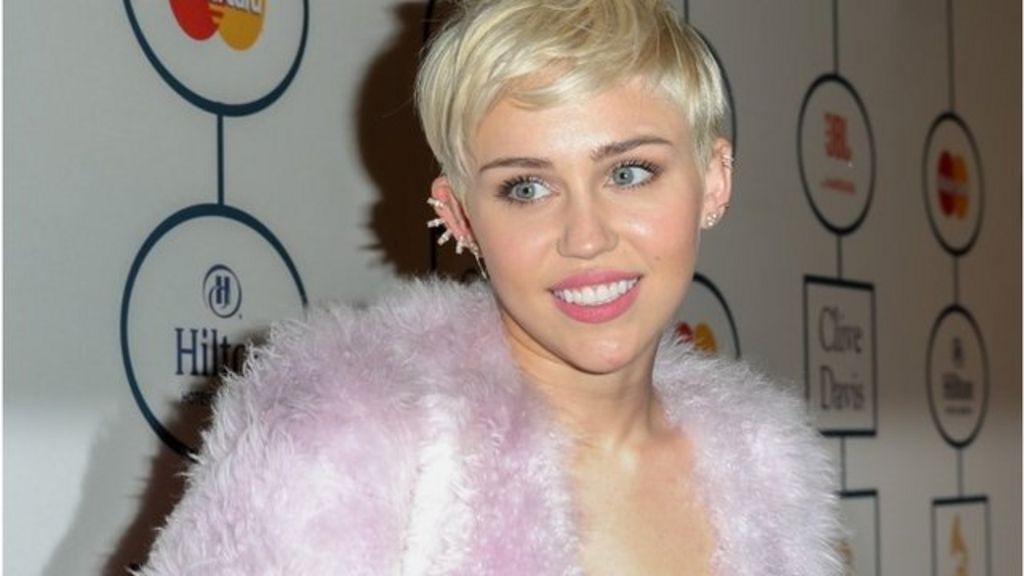 Grammys 2014 Miley takes on Dolly Parton hit Jolene BBC News