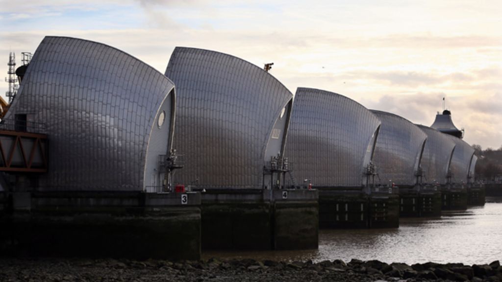 How Does The Thames Barrier Stop London Flooding BBC News    72904002 Barrier 624 