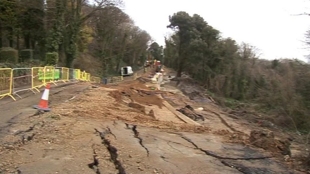 Isle Of Wight Landslip Remaining Homes Evacuated Bbc News