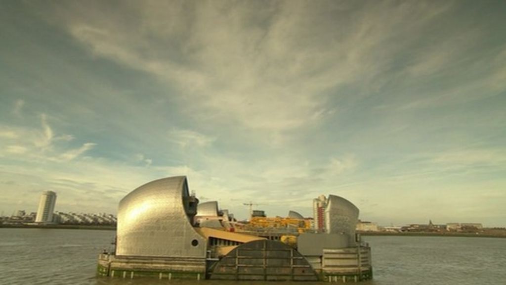 Thames Barrier Breaks Closure Record BBC News    73424698 73424696 