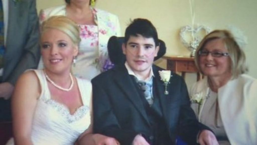 Wife Appeals For Organ Donors To Help Save Husbands Life Bbc News 