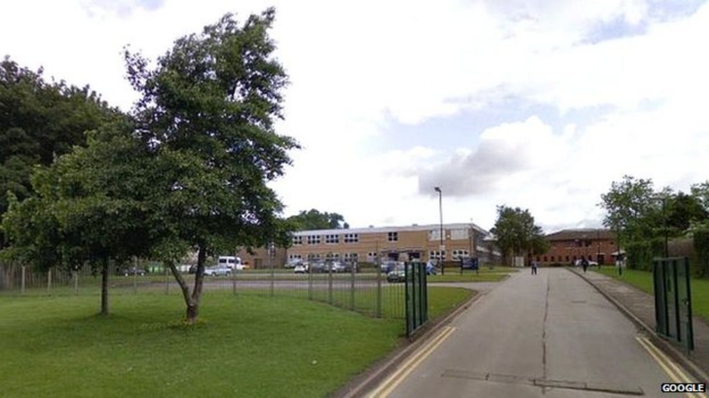 Leeds school teaches English for foreigners to English pupils BBC News