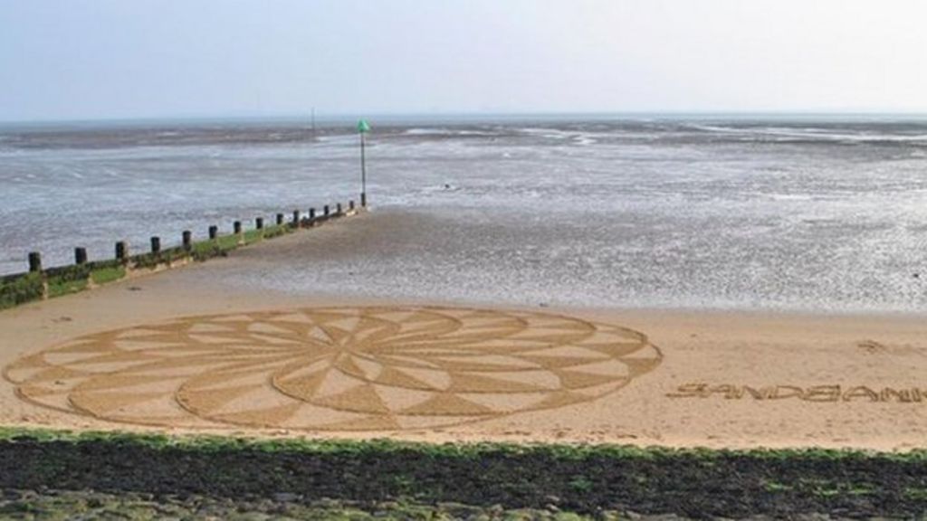 who is sandbanksy southend beach art found by residents bbc news