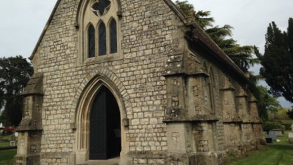 Blandford Cemetery chapel reopens after arson - BBC News