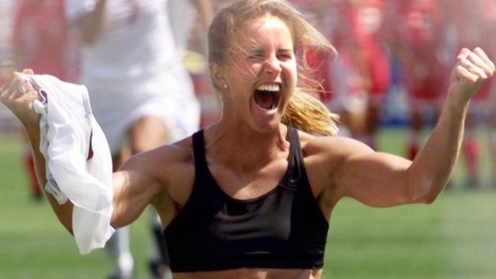 Why Womens World Cup Champion Brandi Chastain Bared Her Bra Bbc News 