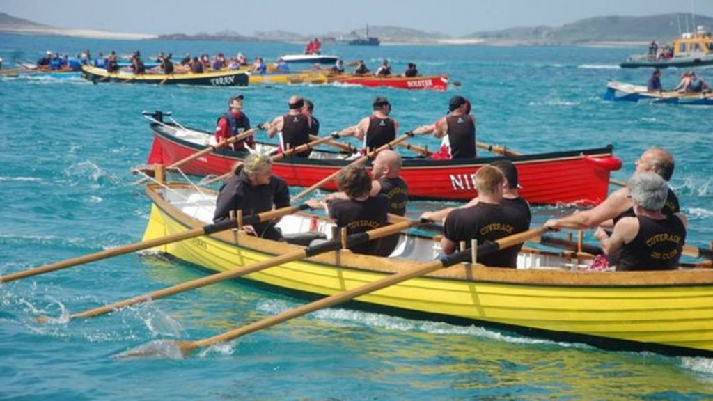 Racers gather for Isles of Scilly gig championship BBC News