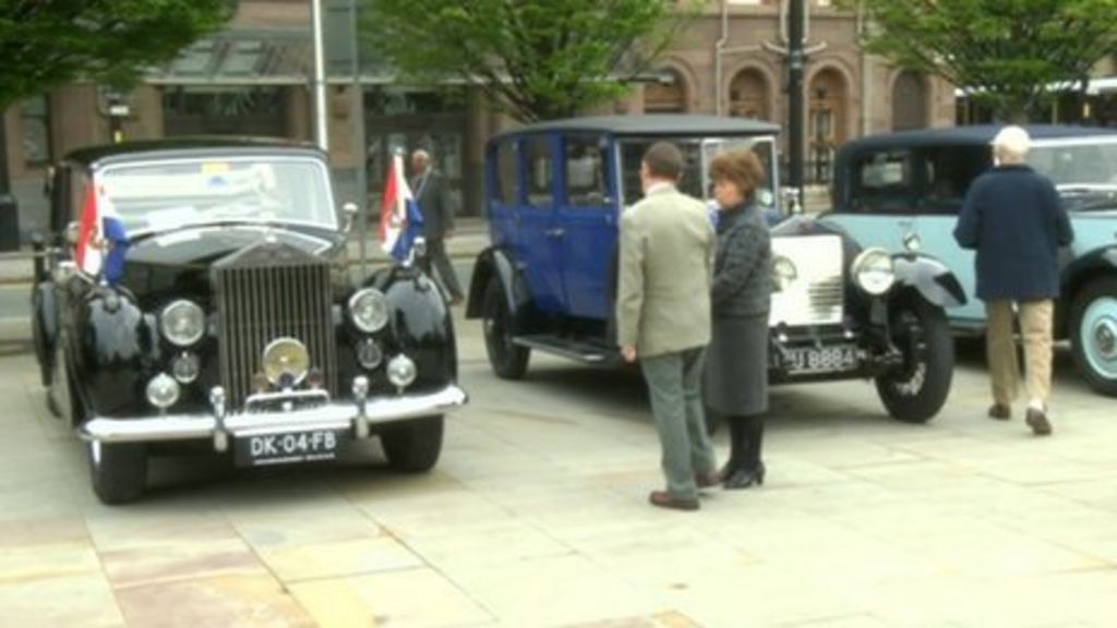 Rolls Royce founders' meeting in Manchester celebrated BBC News