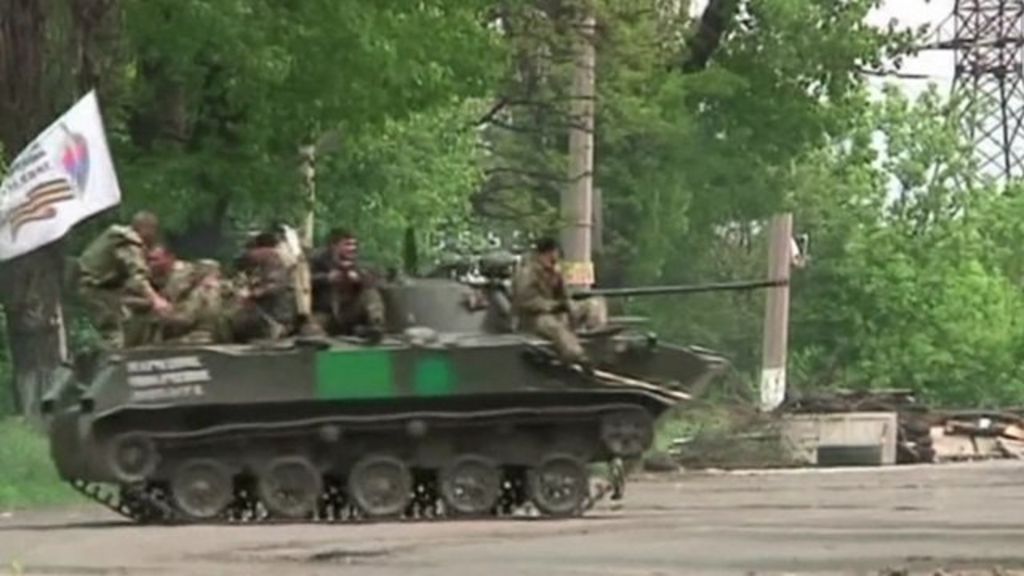 Ukraine soldiers killed in renewed Sloviansk fighting - BBC News