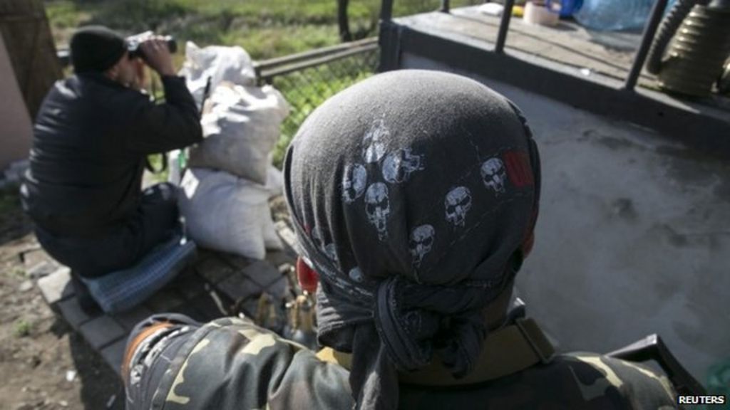 Ukraine crisis: Sloviansk braced for further clashes - BBC News