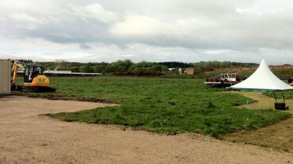 Catterick Garrison £25m 'town centre' work begins BBC News