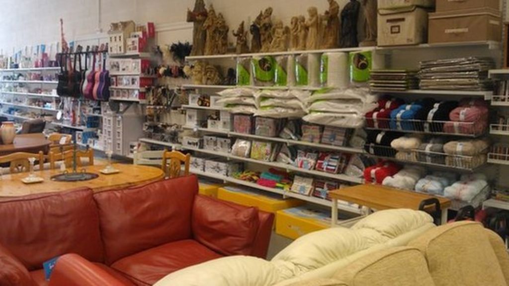 sue-ryder-charity-shop-to-use-homeless-volunteers-bbc-news