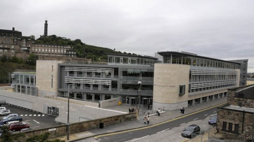Men in court over alleged Edinburgh council building 'bribes' BBC News