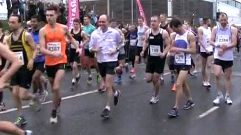 Sheffield Half Marathon runners offered charity refund BBC News