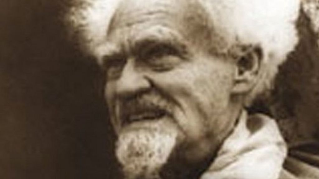 Gerald Gardner: Legacy of the 'father of witchcraft' - BBC News