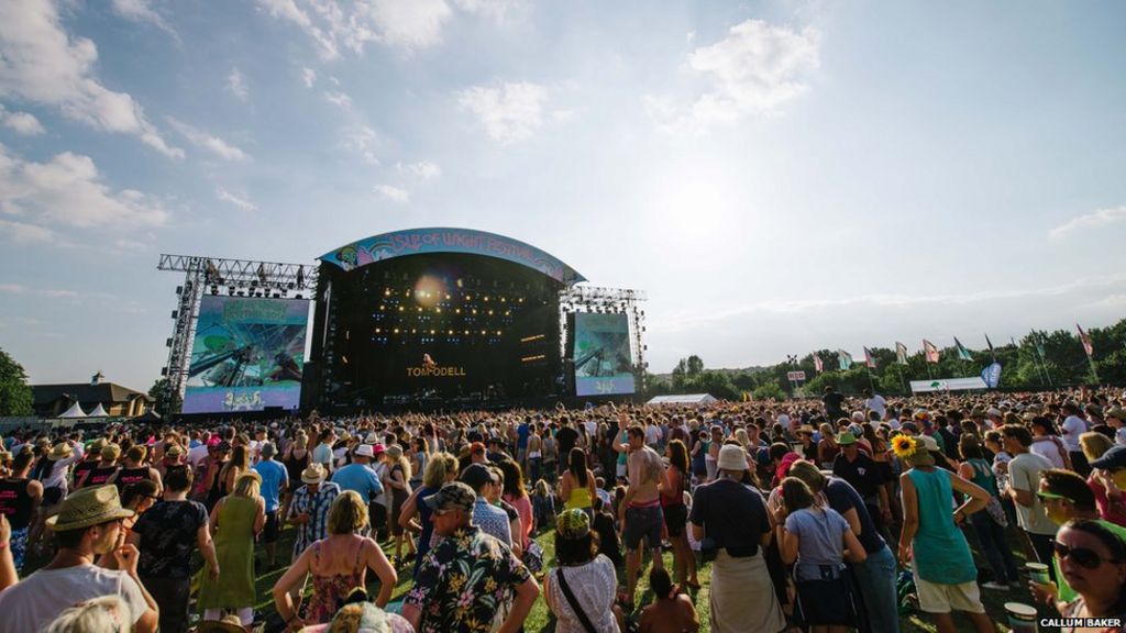 In Pictures: Isle of Wight Festival - BBC News