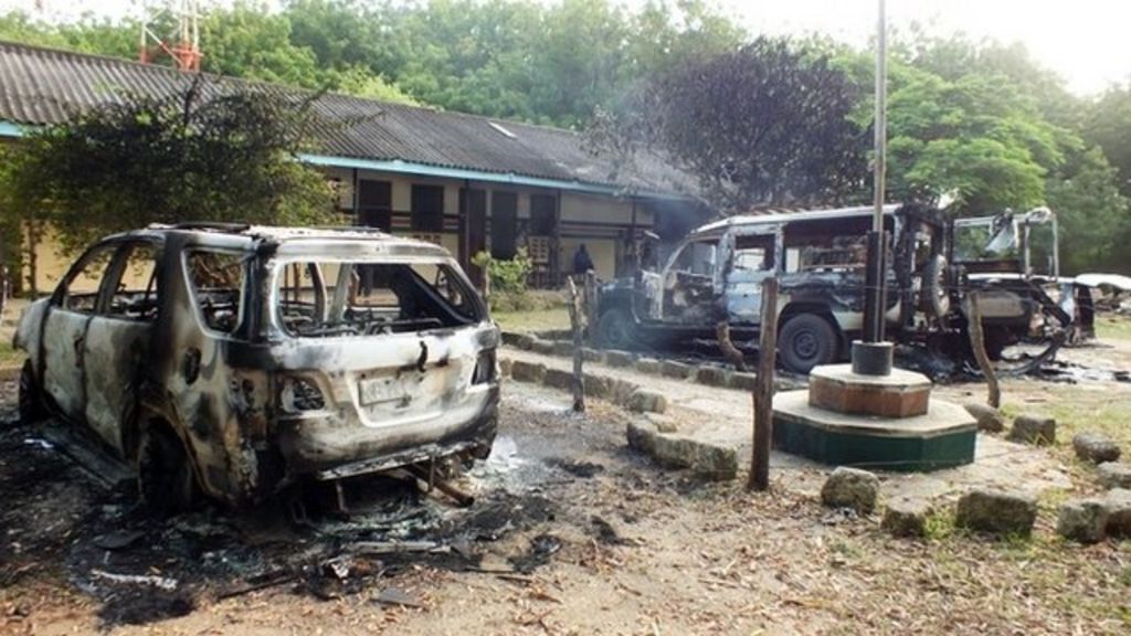 Kenya attack: Mpeketoni near Lamu hit by deadly raid - BBC News