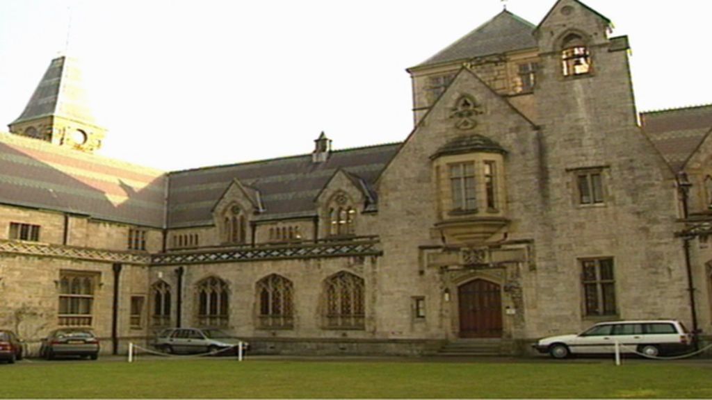 Howell's School, Denbigh Grounds on sale for £2.95m BBC News