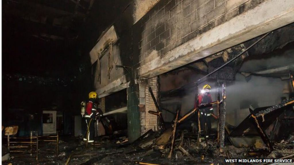 Wednesbury Leisure Centre fire 'believed to be arson' - BBC News