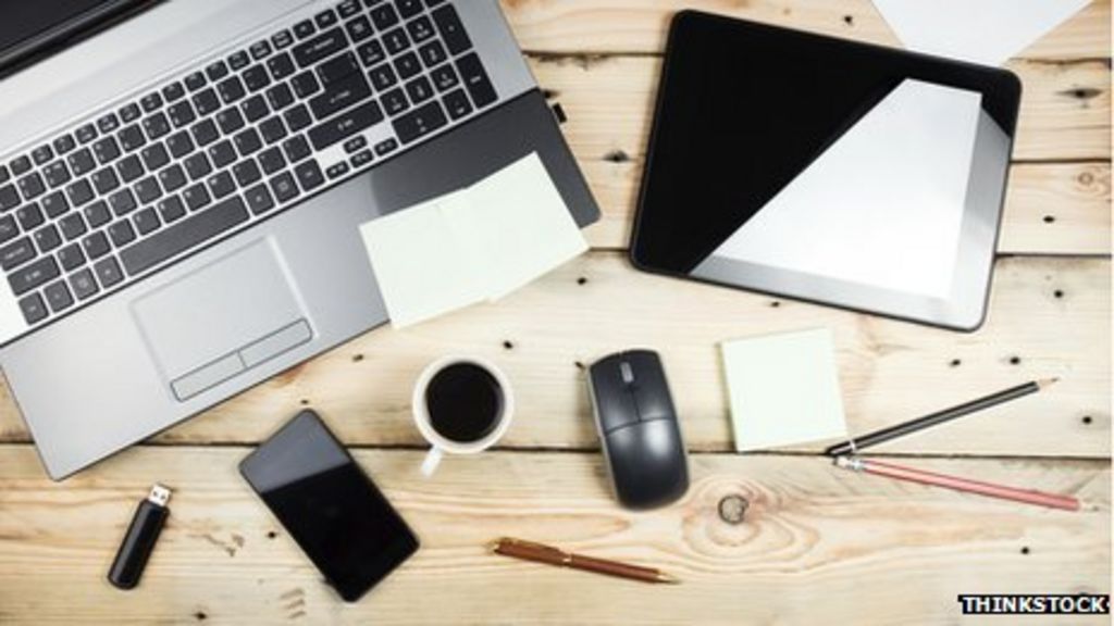 Give 5 example of uses of computer for entertainment purposes picture