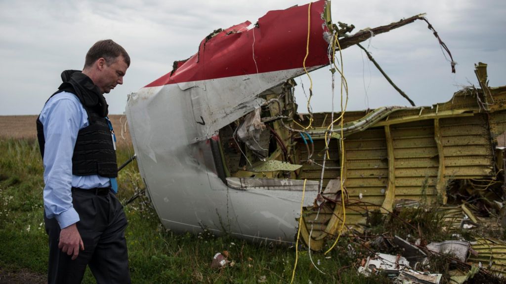 MH17 Crash: AAIB Crash Experts Due In Ukraine - BBC News