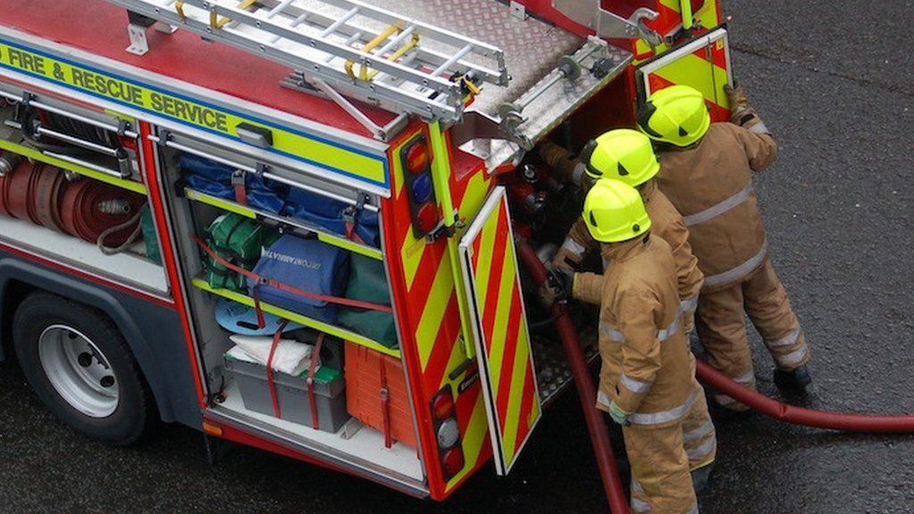 Woman treated in hospital after toaster fire in Fairlie BBC News