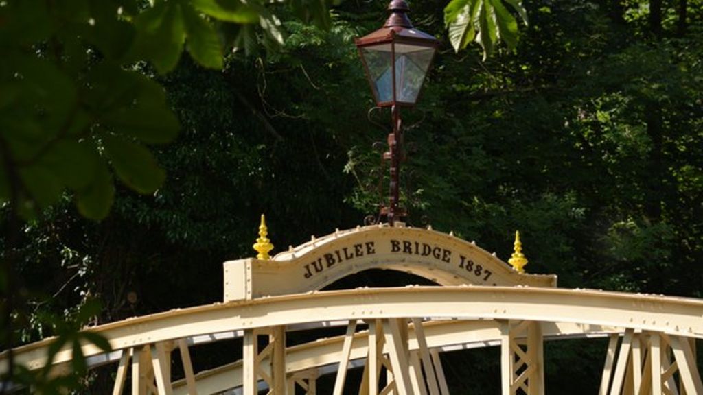 Matlock Bath's Jubilee Bridge officially reopened BBC News