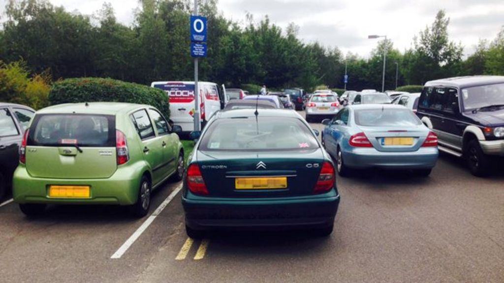 Norfolk and Norwich University Hospital car park chaos 'a battle' - BBC ...