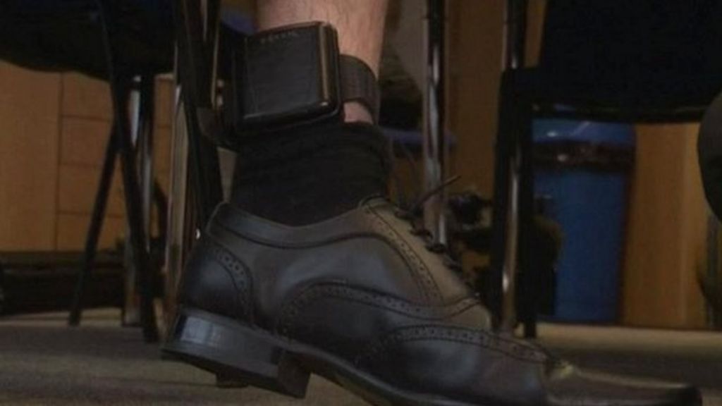 Ankle tags to monitor offenders' alcohol consumption BBC News