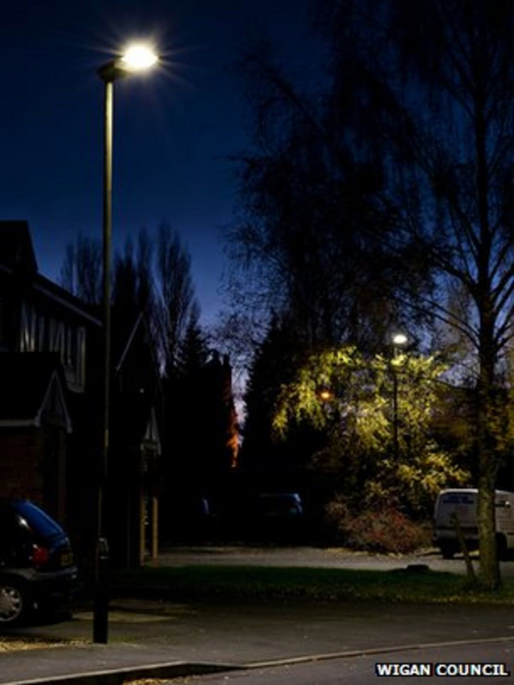 Wigan Council to spend £11m on LED lights BBC News