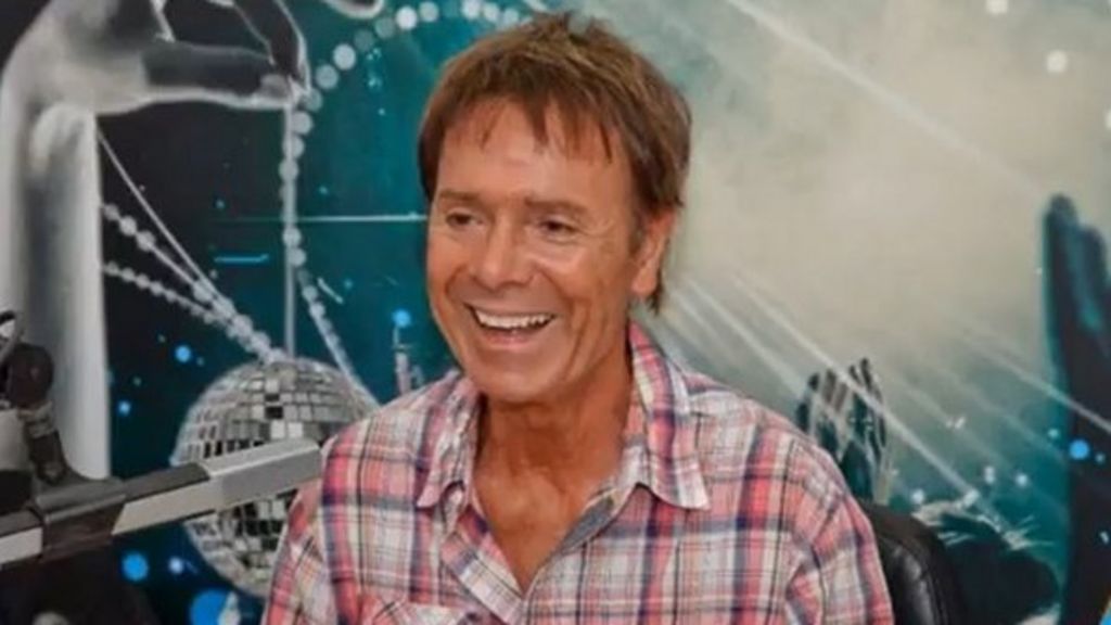 MPs to quiz BBC and police bosses over Cliff Richard raid - BBC News