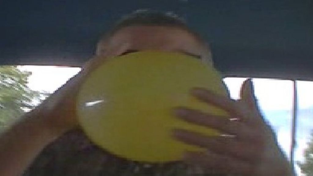 Security allow 'legal high' laughing gas at festival BBC News