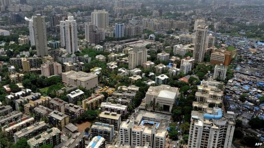 India's Mumbai hit by massive power failure - BBC News