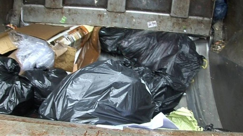 South Tyneside Council suspends binmen amid drinking allegations BBC News